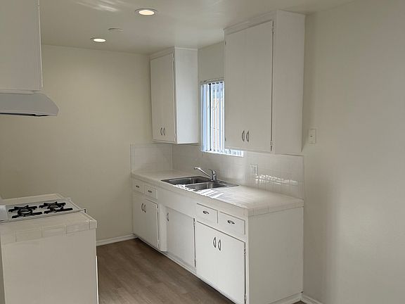 3rd image of 1428 W 145th St APT 12