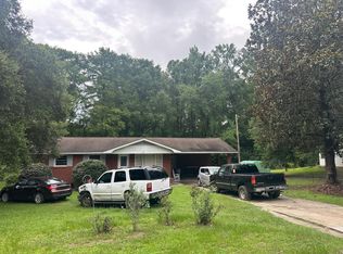 1120 Graham St, Saint Stephen, SC 29479