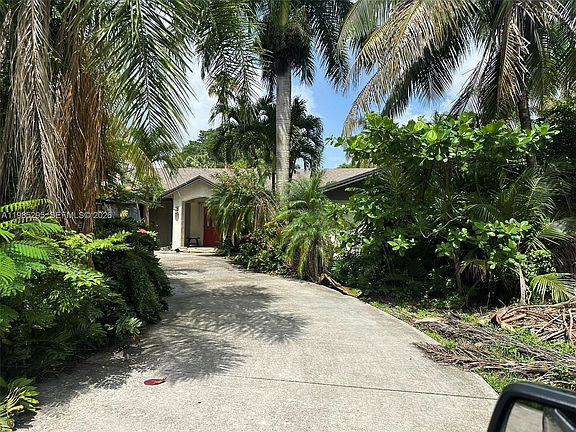 3rd image of 29400 SW 179th Ave
