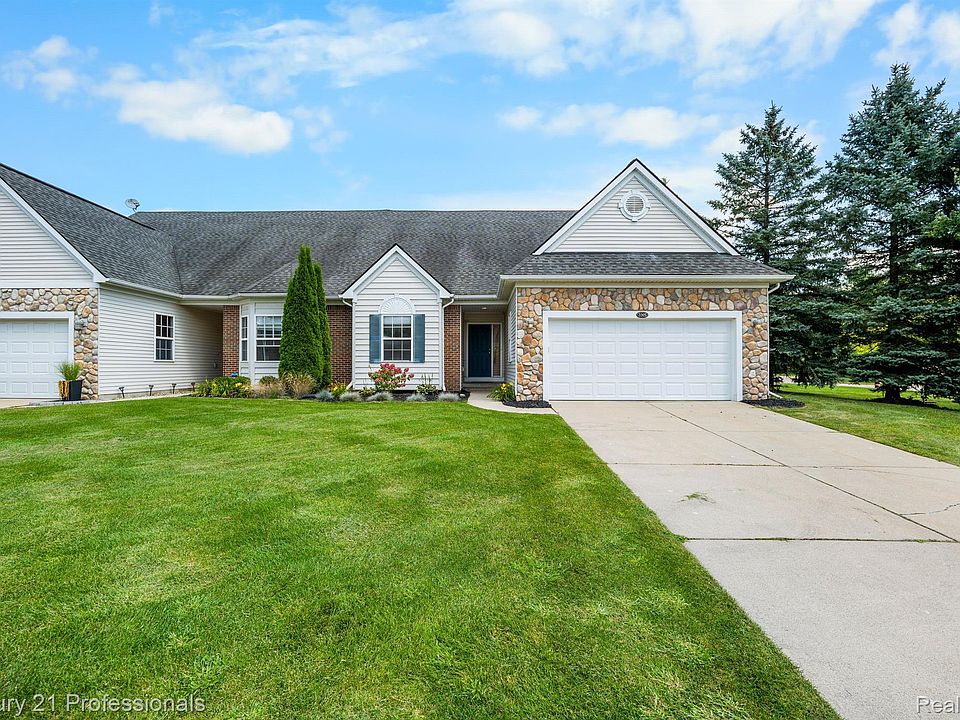 1st image of 3305 Grove Ln