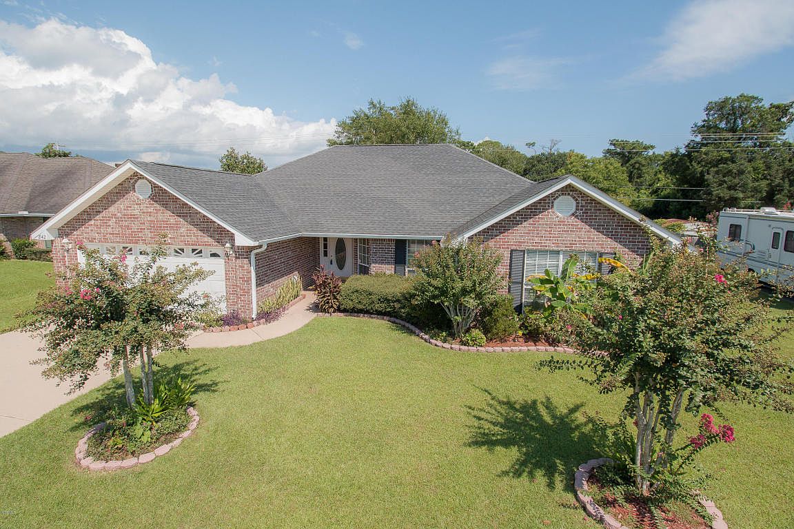 842 Eagle Eyrie Dr, Biloxi, MS 39532 Zillow