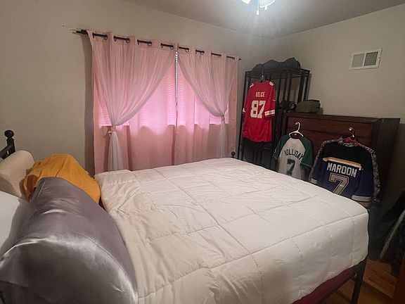 5th image of 7104 Plateau Ave #7106