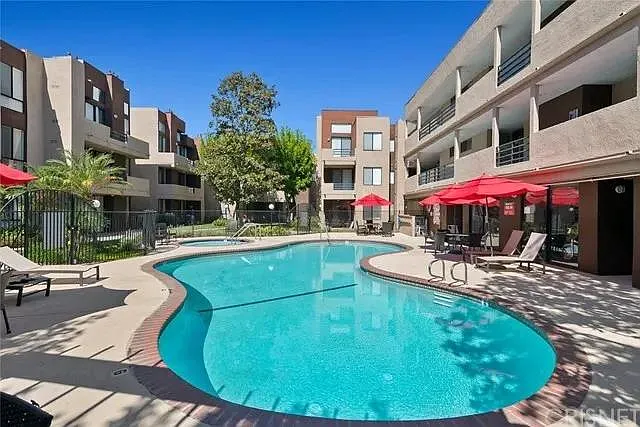 7826 Topanga Canyon Blvd #309 — Photo 21