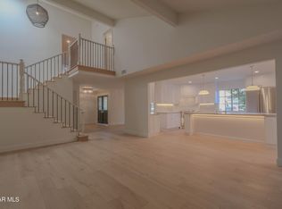 3008 Shadow Brook Ln, Westlake Village, CA 91361