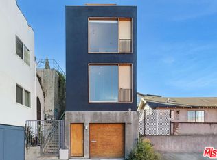 1416 Fairbanks Pl, Los Angeles, CA 90026