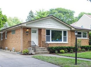 331 S Forrest Ave, Arlington Heights, IL 60004
