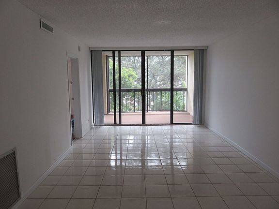 2nd image of 8429 Forest Hills Dr APT 302