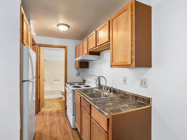 2216 Imperial Ln — Photo 3