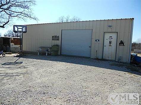 2nd image of 1664 County Road 3555