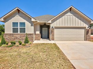 16220 Brenton Hills Ave, Edmond, OK 73013