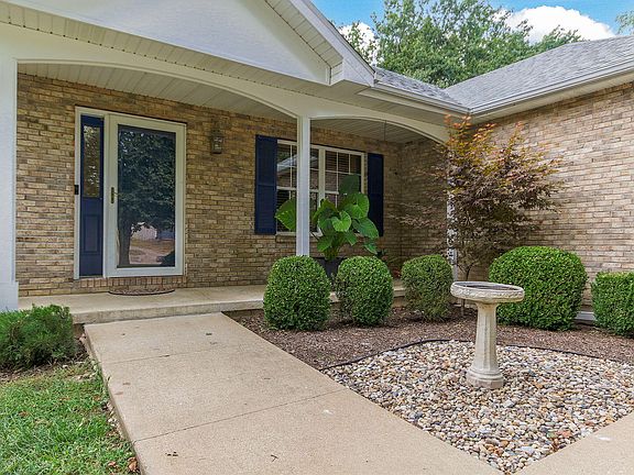 2nd image of 3709 Woods Edge Rd