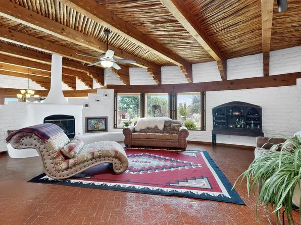 159 El Rey Dr, Corrales, NM 87048