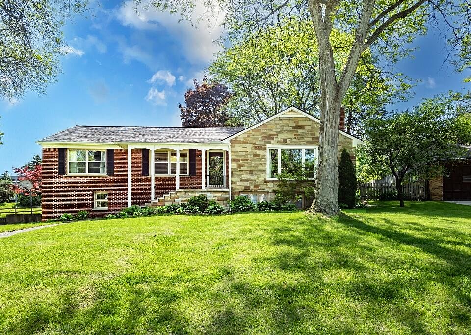 1st image of 714 Collegewood Dr