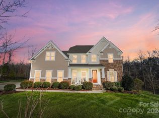 209 Claridge Ct, Waxhaw, NC 28173