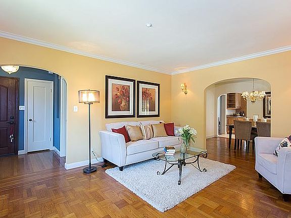 3rd image of 1744 Palm Ave