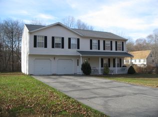 3 Sandpiper Ln, Oakdale, CT 06370