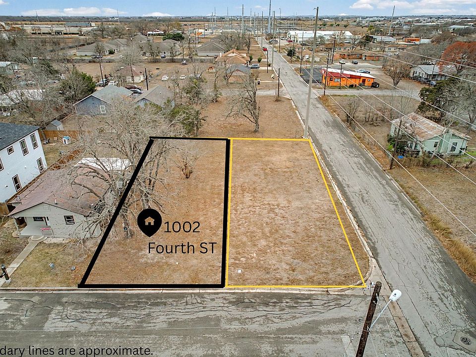 1st image of 1002 4th St