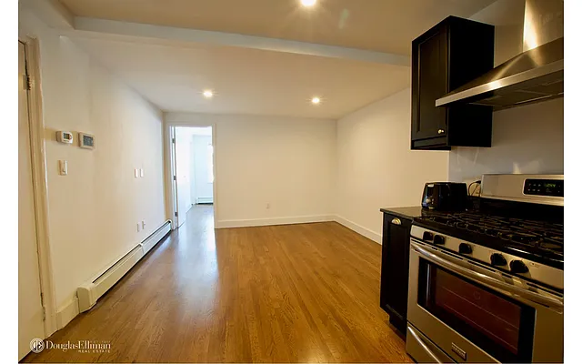 Rented by Douglas Elliman | media 22