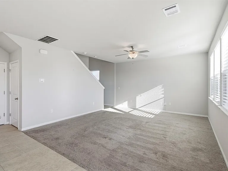 13107 Barrister Ln — Photo 5
