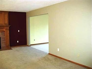 3rd image of 1185 Hillview Way