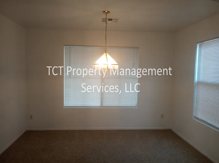 3 bed, 2.5 bath, 2128 sqft, $1,895 — Photo 4
