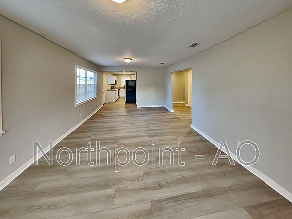 5th image of 1743 30th St S