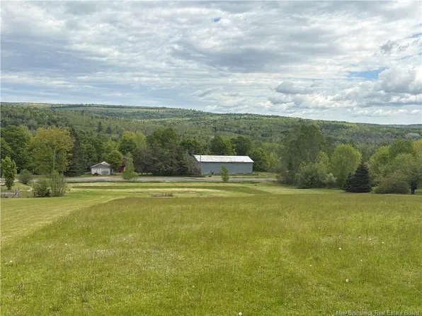 326 Dorn Ridge Rd, Douglas, NB E6L 2T7