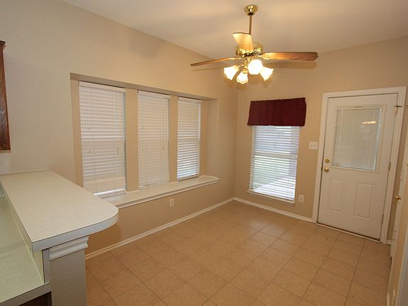 4th image of 1452 Apenzell Ln