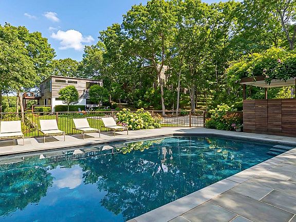 5th image of 111 Isle Of Wight Rd