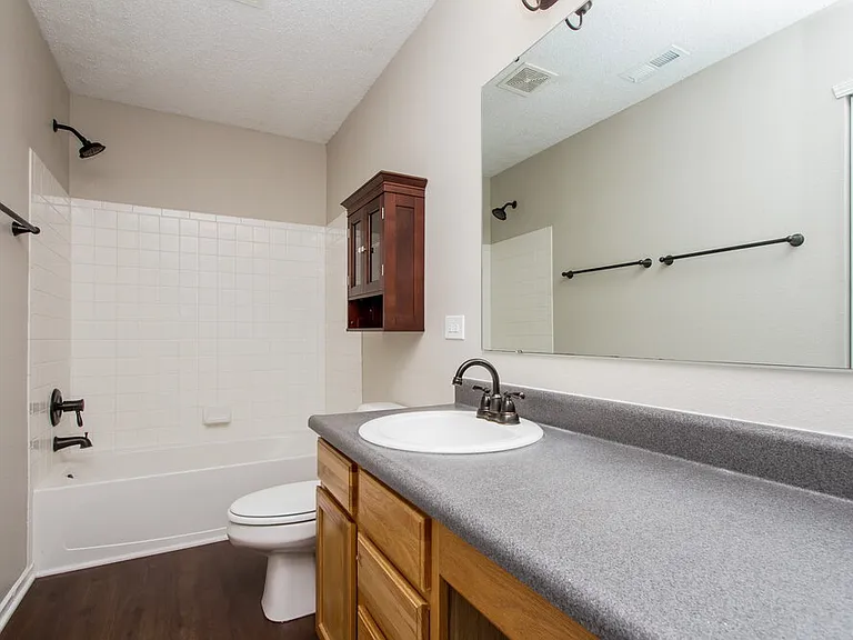 924 Bentgrass Dr — Photo 14