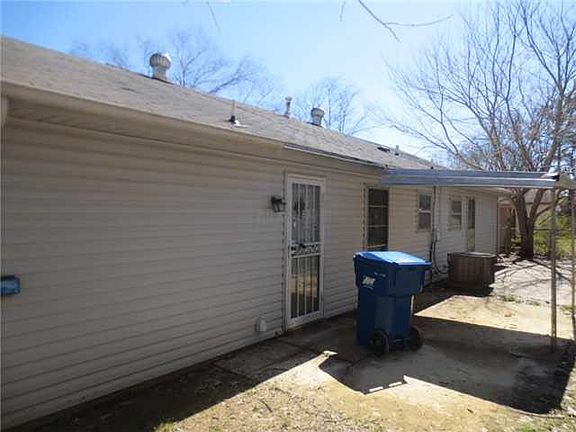 2nd image of 5169 Chantilly Dr