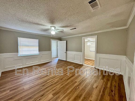 3rd image of 2906 Birch Park Dr