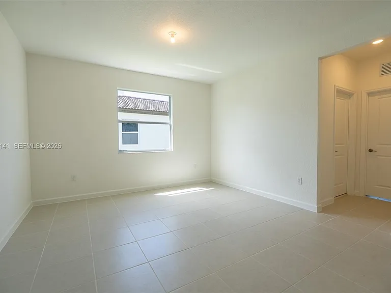 2967 SE 25th Ave — Photo 9