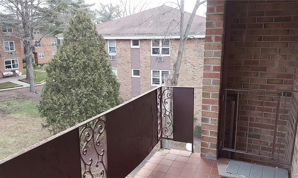 1st image of 220B Kearsing Pkwy