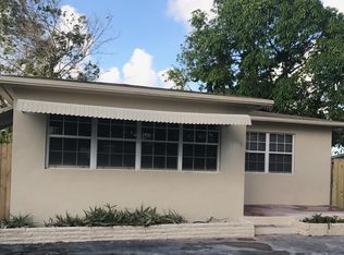 2435 McKinley St, Hollywood, FL 33020