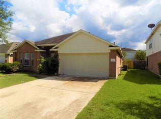 2627 Daryns Landing Dr, Houston, TX 77038