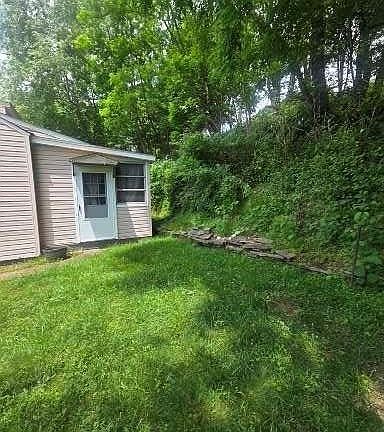 3rd image of 473 Swank St