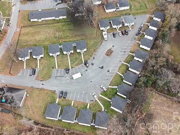 2nd image of 2479 Julia Ave #3e8da1ad6