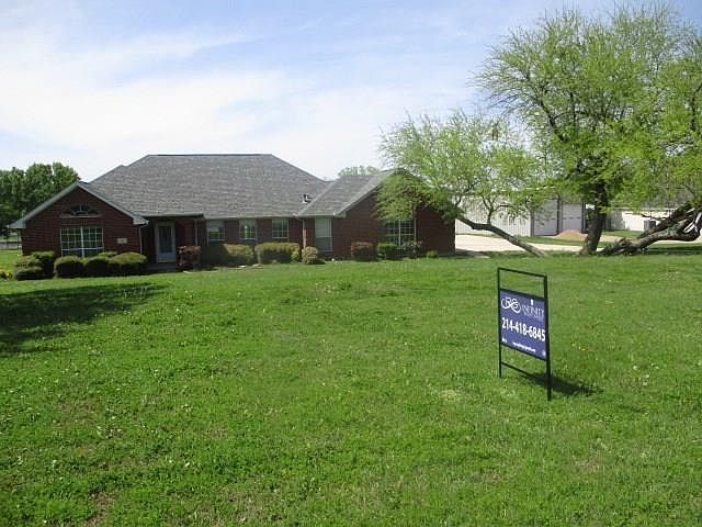 1st image of 127 Creekview Ln