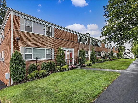 5th image of 11 Westview Ave APT 10-1