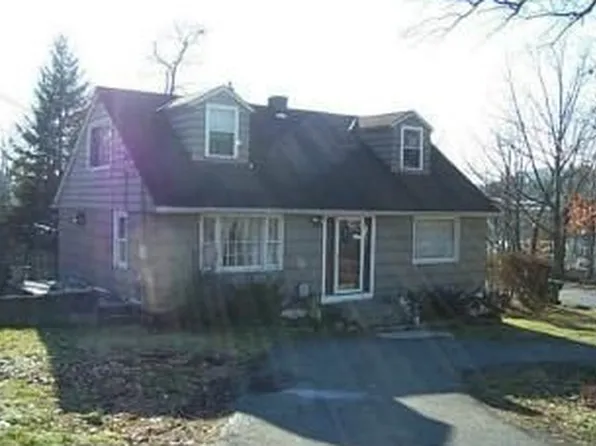 5 Roy Pl, Newburgh, NY 12550