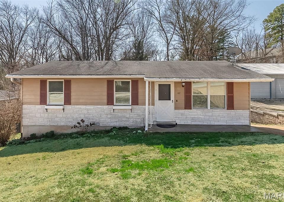 1st image of 62 Boyd Ave