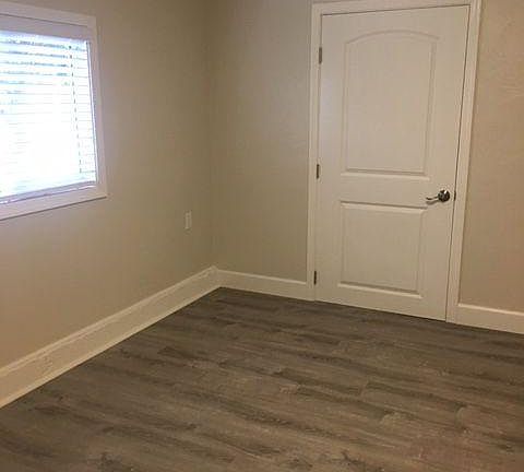 Master bedroom, large closet