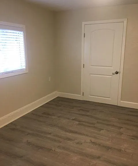 Master bedroom, large closet