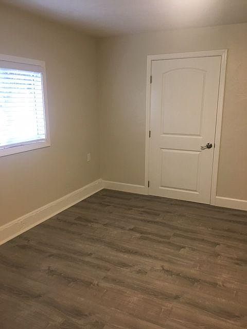 Master bedroom, large closet