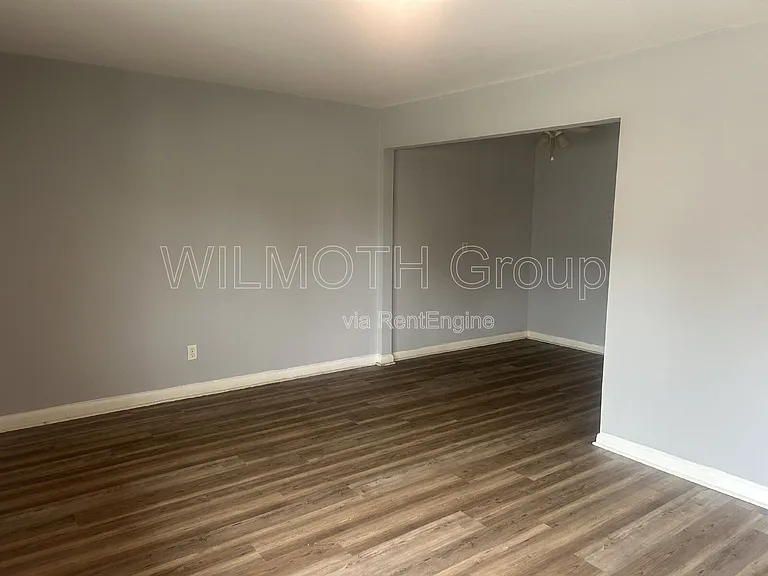 135 W Hendricks St #4 — Photo 2