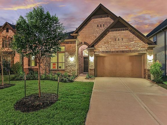 3rd image of 28314 Peralta Preserve Ln