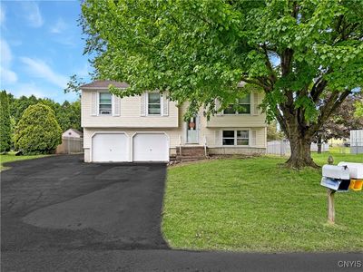 8304 Radian Path, Baldwinsville, NY, 13027