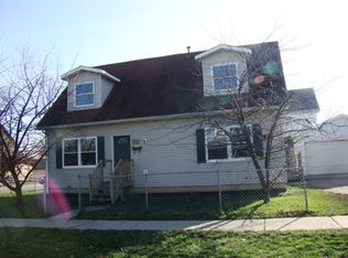 350 W New York St, Aurora, IL 60506