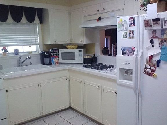 5th image of 105 W 198th St